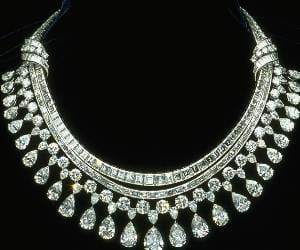 Special Offer by Tanishq on Daimond Jewellary