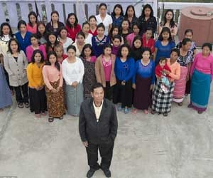 world's biggest family