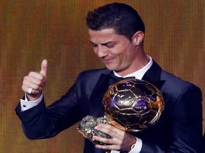 Cristiano Ronaldo wins FIFA Ballon dOr 2013 