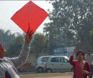 National Youth team aware people to flying kites