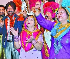Patients Presents Cultural Programme at Fortis