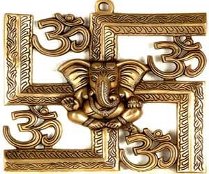 swastik in vastu 