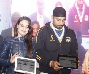 Turbnater Harbhajan Connects with Beti Hi Bachayegi Campaigh
