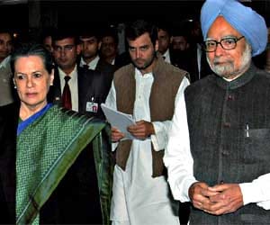 Congress happy with kejriwal's campaigning against modi