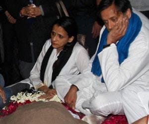 sashi left sunanda sleeping