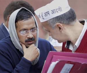 kejriwal led aam aadmi party donation decrease