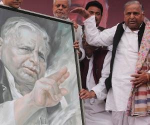 Mulayam singh is improving in medanta