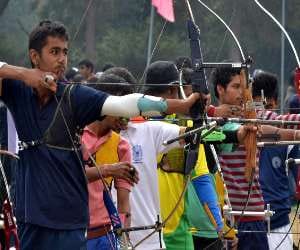 anil ready to shoot on gold 