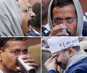 Arvind Kejriwal returns his old home
