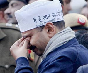 EC cautions Kejriwal on pamphlets appealing for Muslim votes