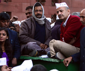 cm arvind kejriwal's dharna at janpath