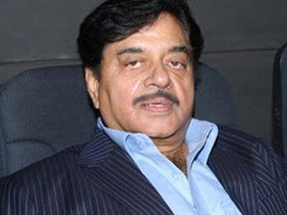 Clash in Patna over Shatrughan Sinha's candidature