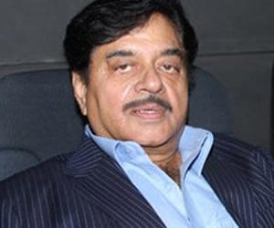 Clash in Patna over Shatrughan Sinha's candidature