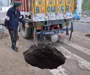 Death of innocent falling into open manhole