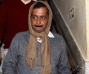 cm kejriwal written a letter to lg on discoms
