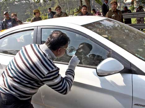 follow up of delhi's lajpat nagar 8 crore loot case
