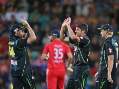 england lost 10 in 11 match at australia tour