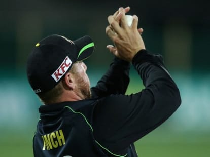 england lost 10 in 11 match at australia tour