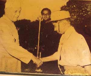 harish mehra first bravery award winner for saveing life of nehru