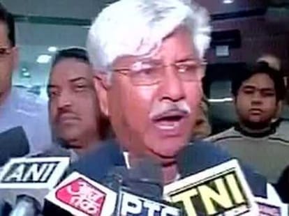 congress leaders in trouble by reentry of sheila dixit