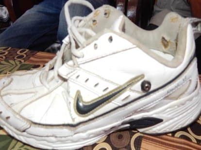 shoe became mobile charger