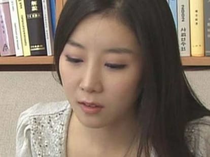 girl formed her face