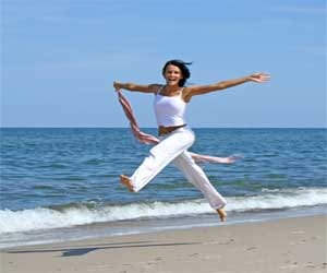 Approve all circumstances, be happy at all events