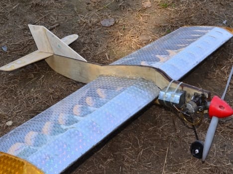 class 9th student made airplane