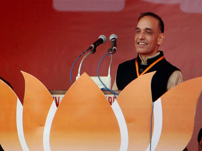 pawar attacks modi, terms his dev model not all-inclusive