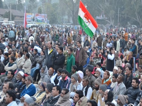 many people reached to see harish rawat