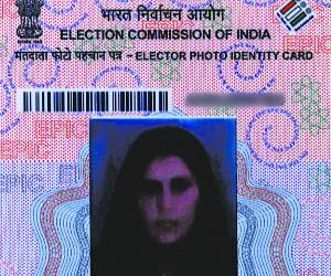 You will miss the drawback in new Smart Voter Card