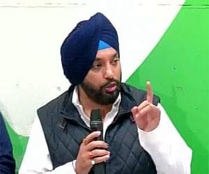 congress forms new team for mission delhi