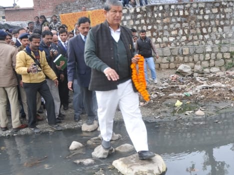 chief minister cleaning dehradun