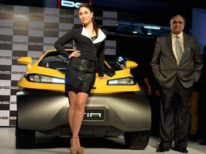 Bollywood at Auto Expo: celebs earn up to Rs. 40 lakh for an appearance