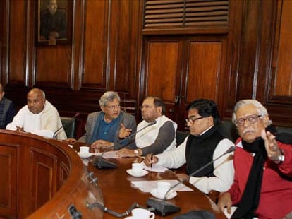 is narendra modi afraid of third front?