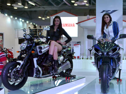 Bollywood at Auto Expo: celebs earn up to Rs. 40 lakh for an appearance