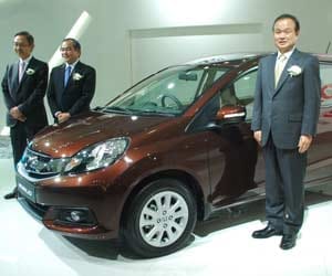 Honda CEO starts with hindi