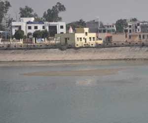 irrigation department under pressure, release water