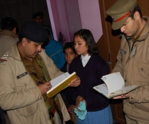 burgulary in khurja, delhi police arrest thieves