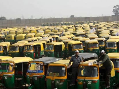 auto gang is active in noida.