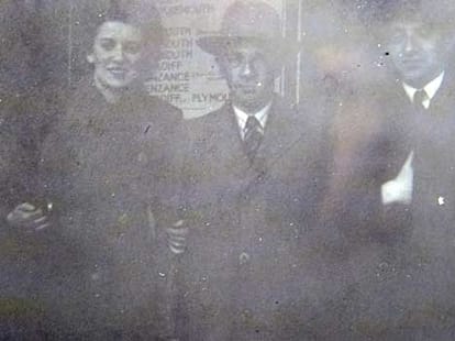 ghost in photo 