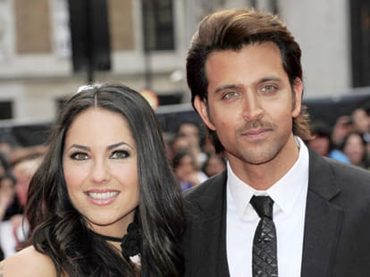 know about fake bollywoof affairs