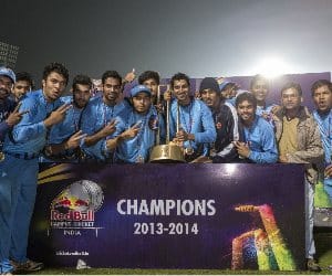 rizvi college wins campus cricket tourament