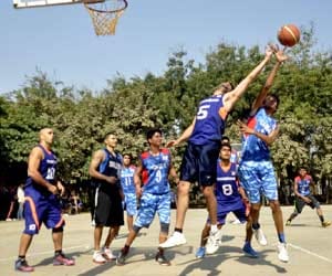 netaji using games occasion as political rally