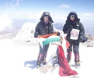 tashi nungshi wins mount vinson.