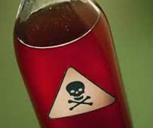one died in poison