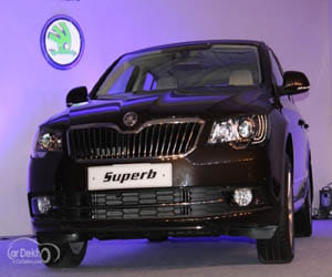 2014 Skoda Superb Facelift launched