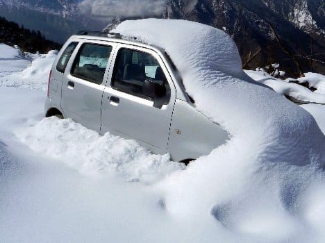 heavy snowfall in badrinath