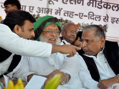 bukhari warns akhilesh mulayam about muslims