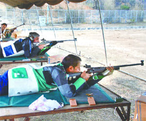 shooter nale amol defeated gagan narang in championship